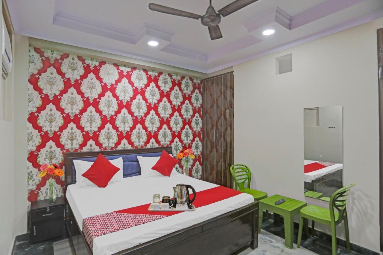 Super Hotel O Metro Inn Near Worlds Of Wonder Kalkaji Devi Ngoại thất bức ảnh