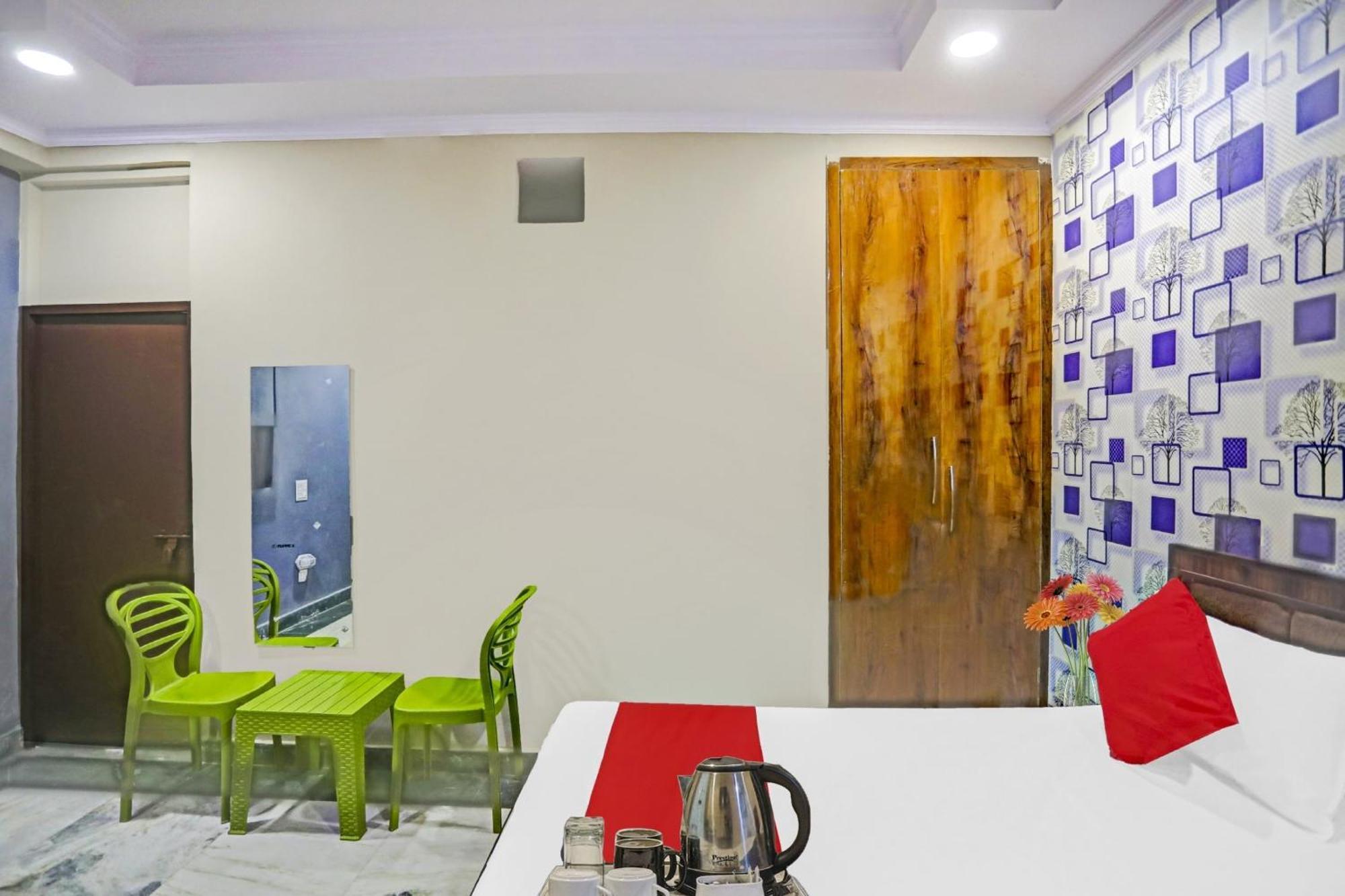 Super Hotel O Metro Inn Near Worlds Of Wonder Kalkaji Devi Ngoại thất bức ảnh